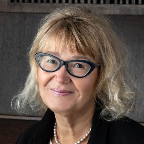 Kokštienė Jelena